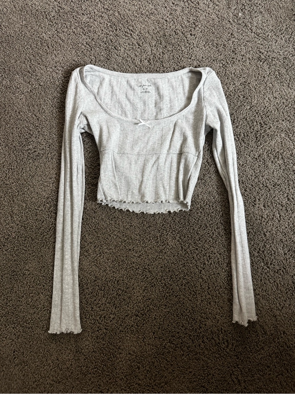 Out From Under Urban Outfit Ribbed Scoop Neck Long Sleeve Crop Top - Light Gray